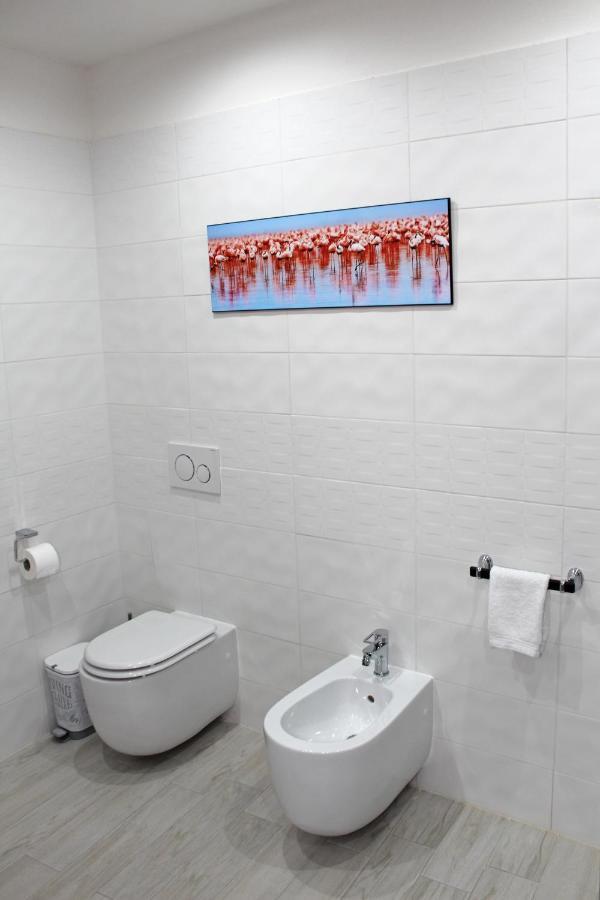 Flamingo Luxury Apartment Ajpsardinia Cagliari Exterior photo
